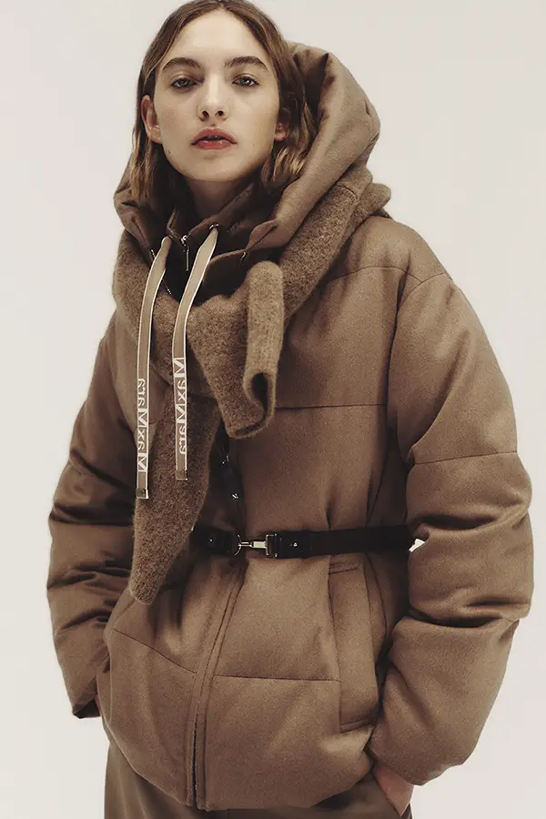 Max Mara The Cube ブラウンフーディ Max Mara Brown The Cube Quilted Jacket | Harrods UK